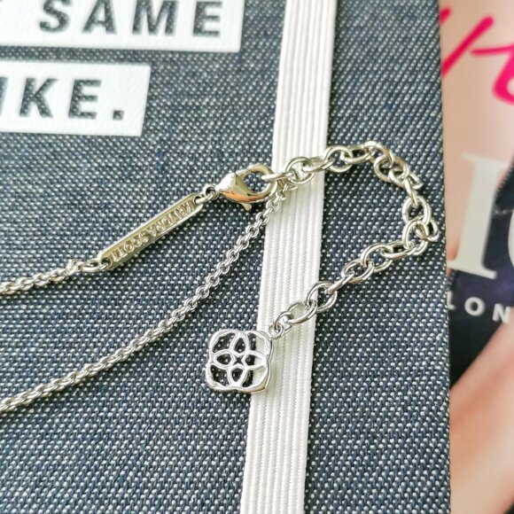 New Silver Kendra Scott Elisa Berry red glass Necklace - Picture 3 of 3